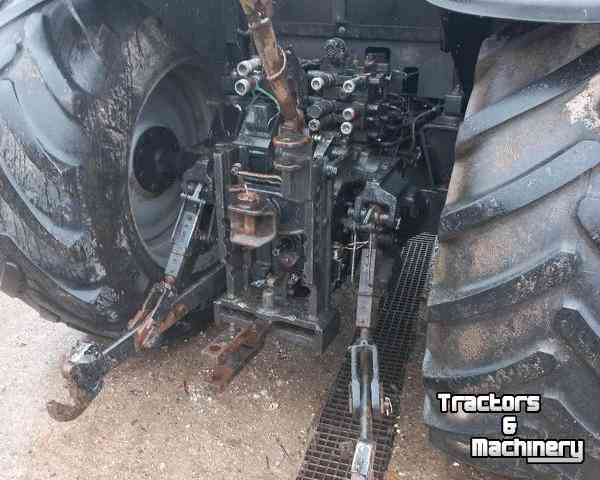 Tracteurs Case-IH MX 135 Tractor