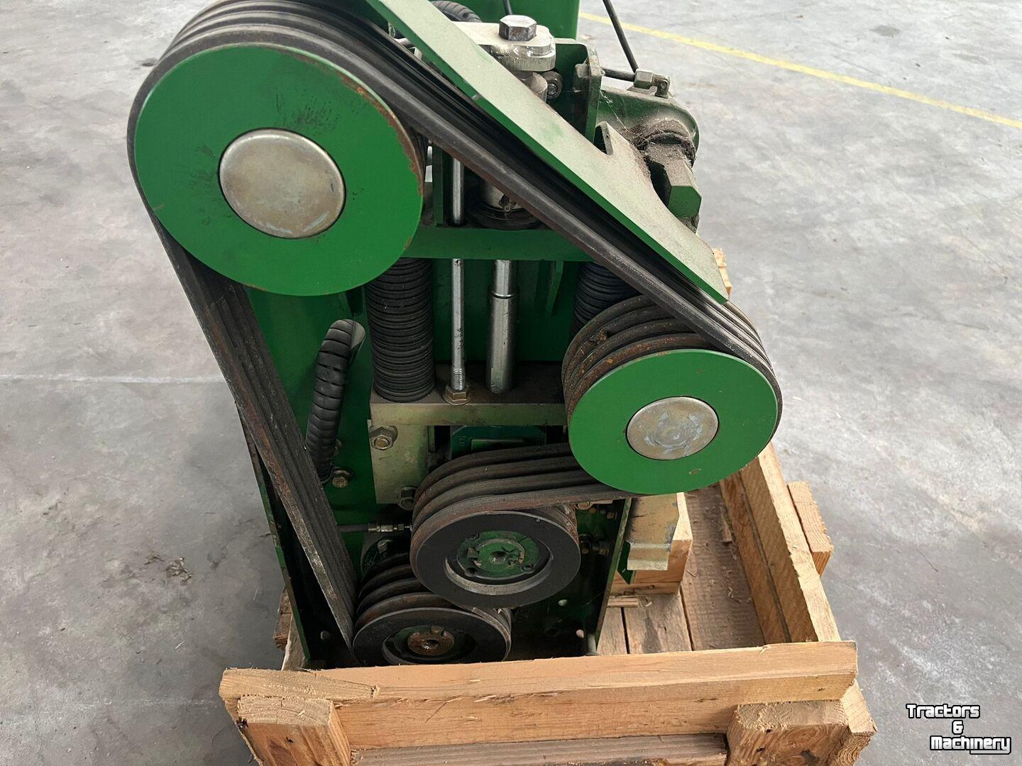 Maisbec John Deere korrelkneuzer