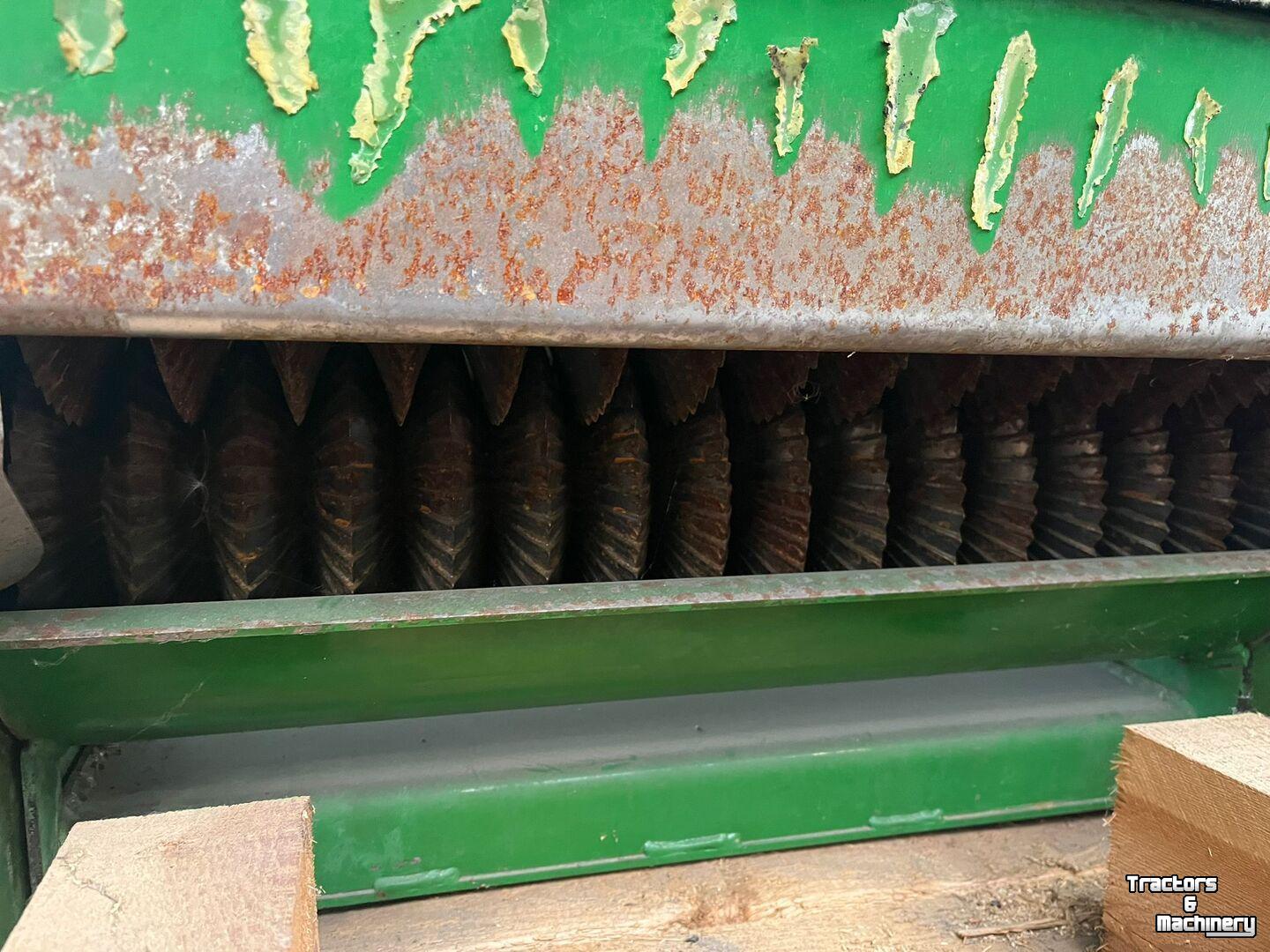 Maisbec John Deere korrelkneuzer