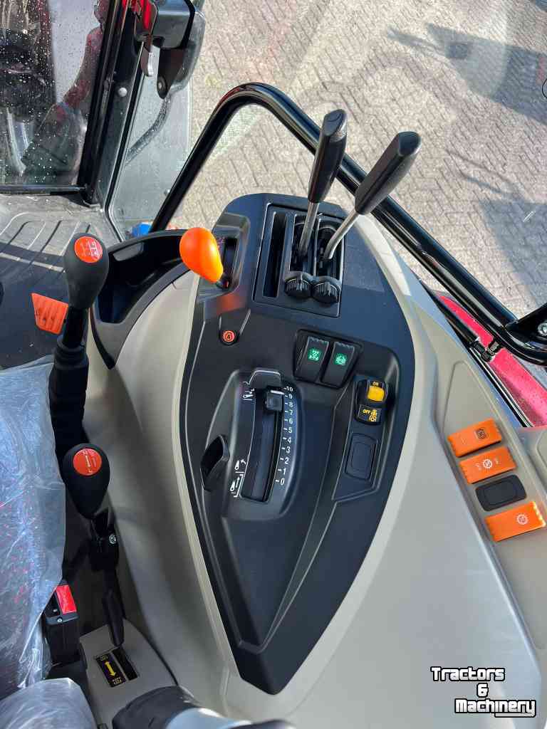 Tracteur Massey Ferguson 4710 M Dyna-2 Essential