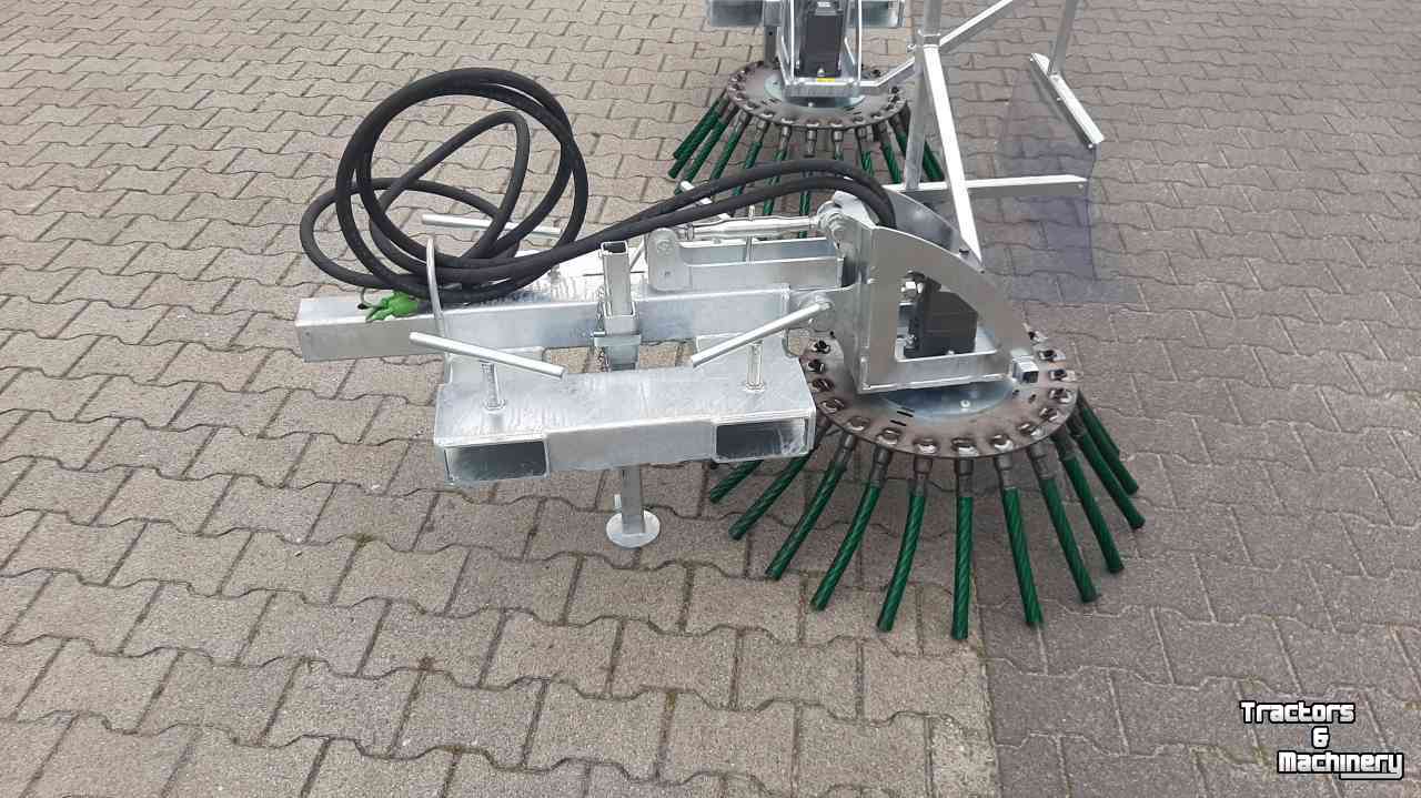 Désherbeuse à brosse rotative  VL Weed Brush onkruidborstel heftruck of shovel