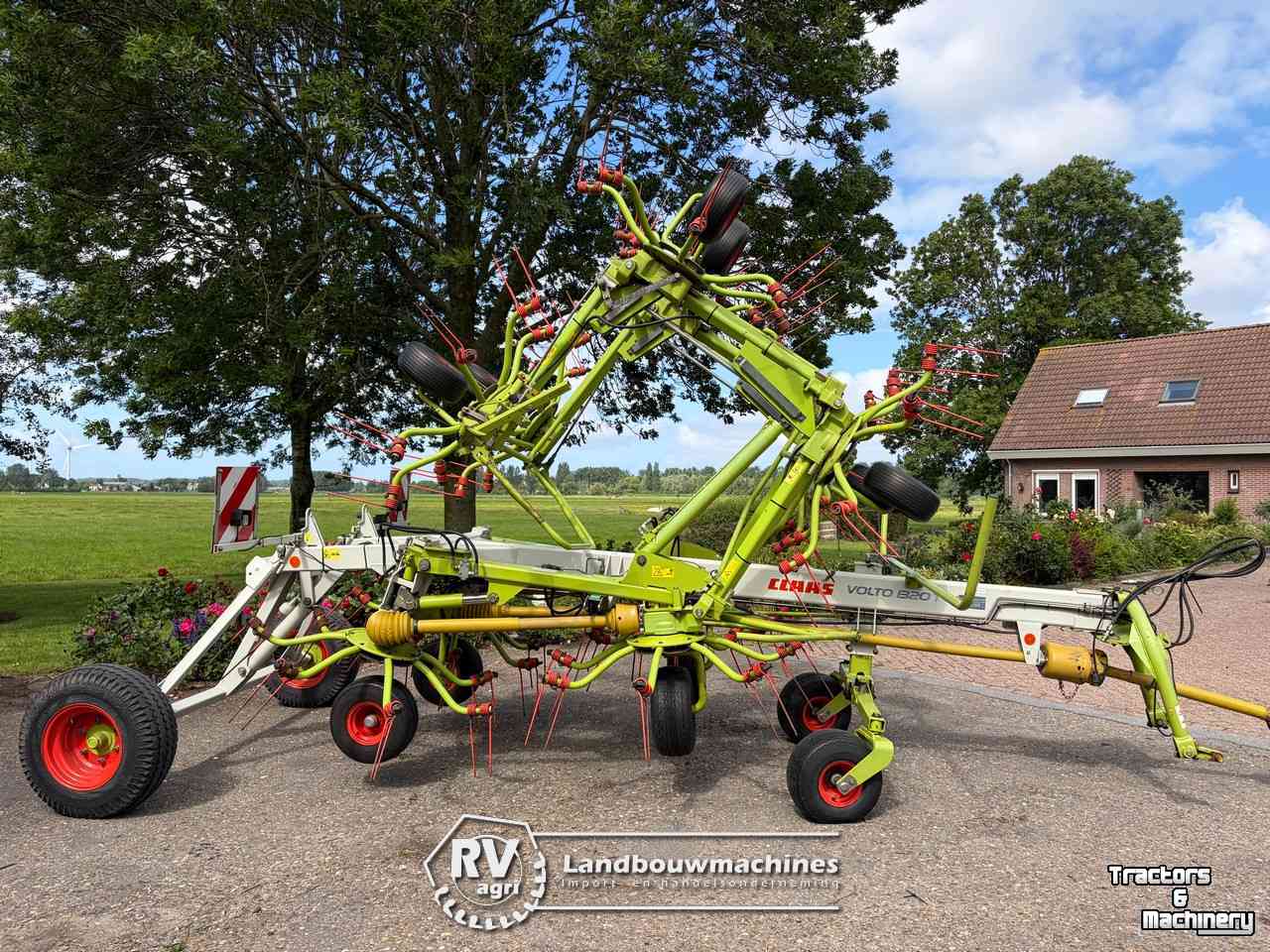 Faneur Claas Volto 1320T