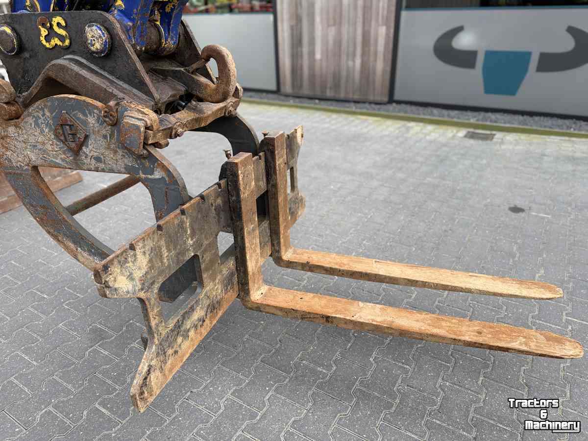 Chargeuse sur pneus telescopique Komatsu PW180-10