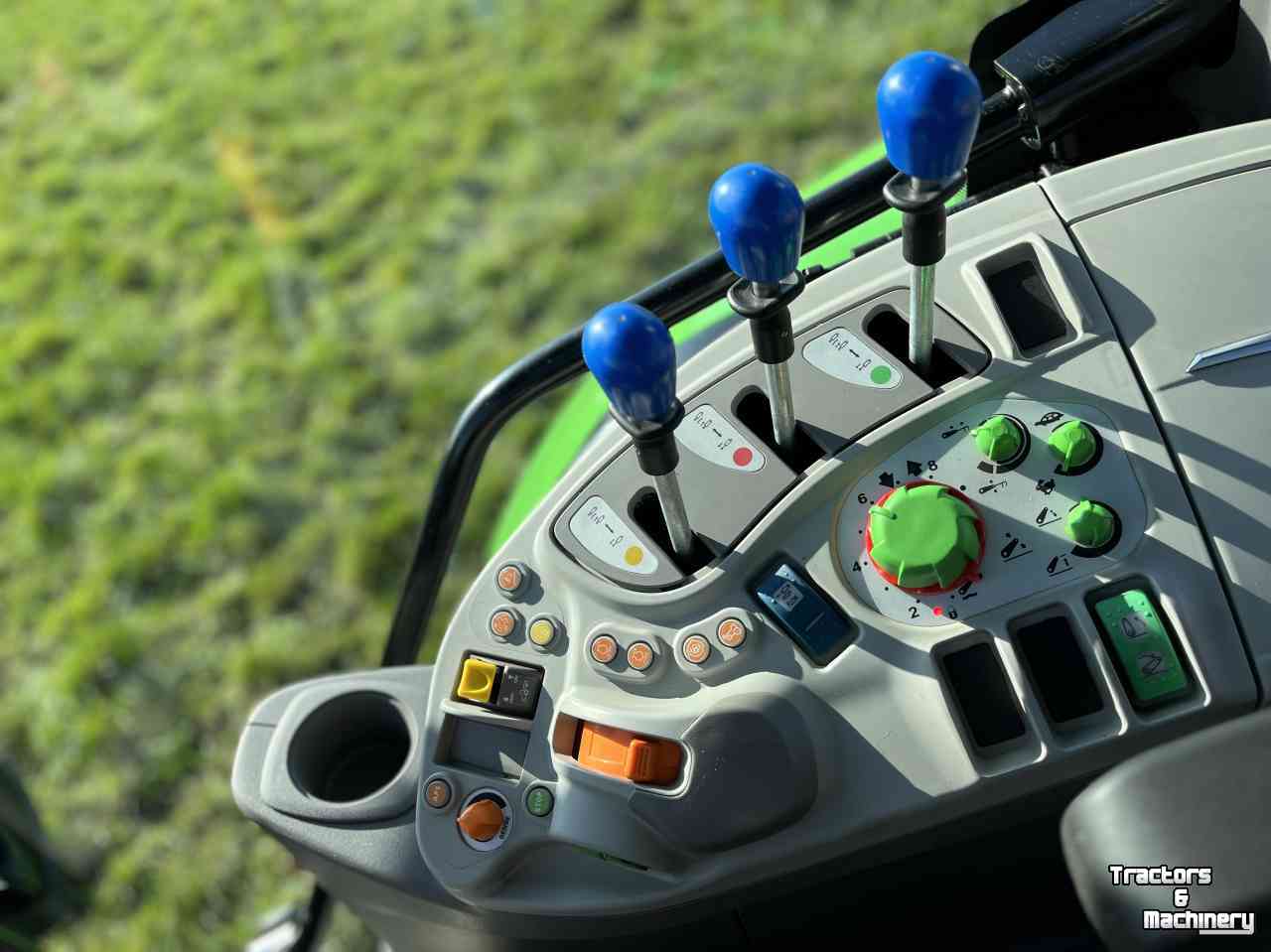 Tracteur Deutz-Fahr 5115