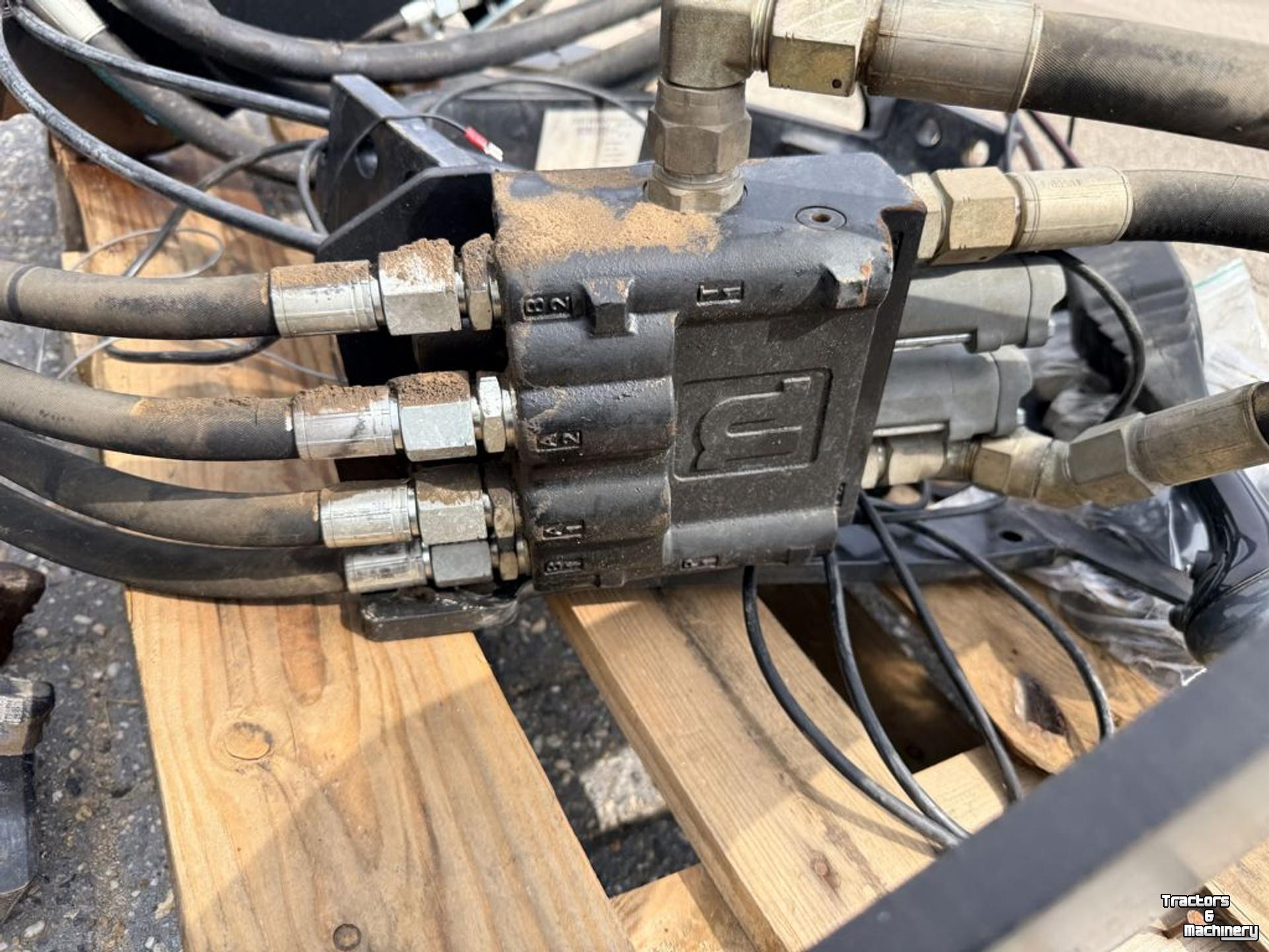 Chargeur frontal Alö Voorlader aanbouwdelen T6000 Delta