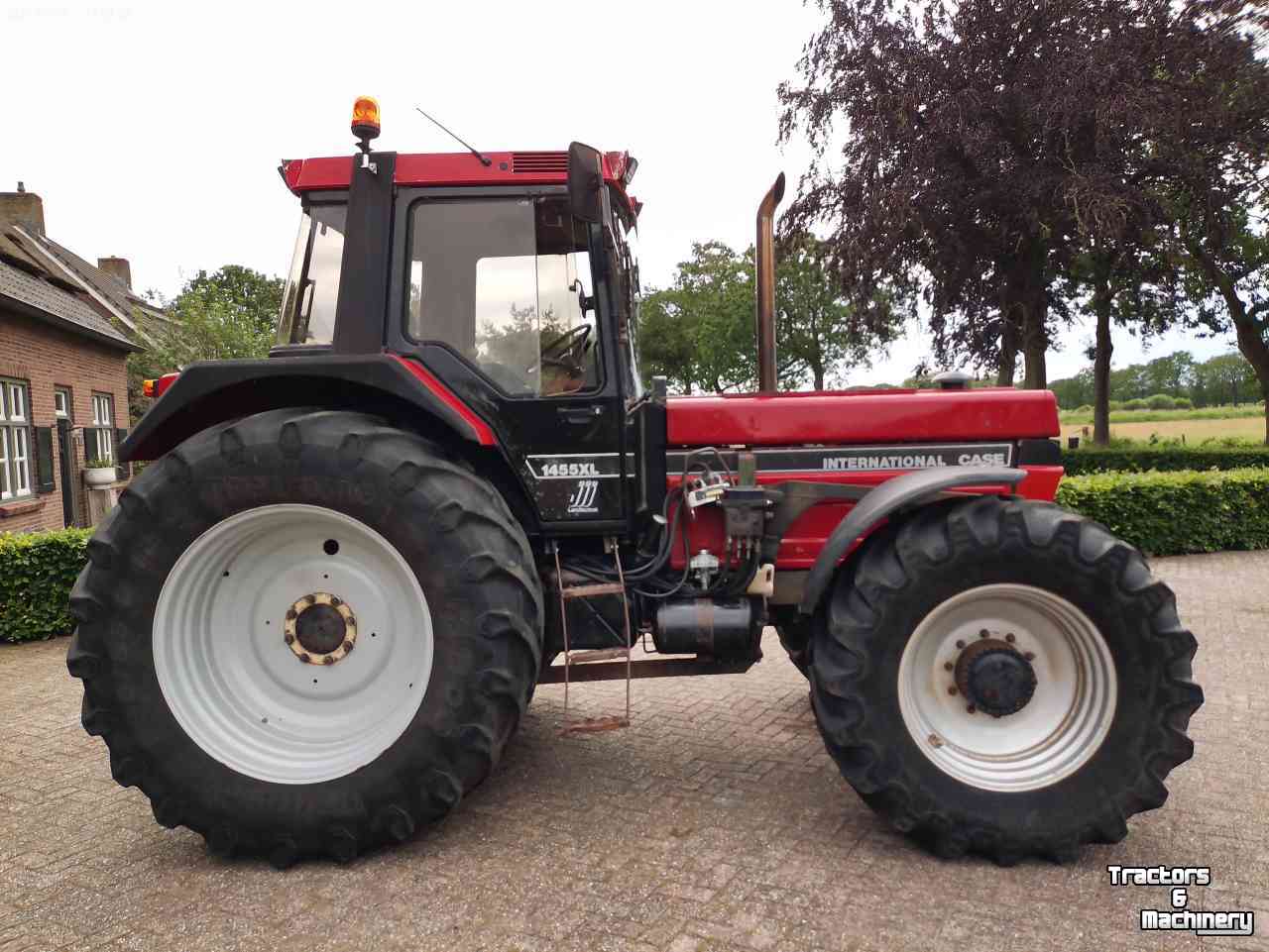 Tracteur  1455xl 8700 uur