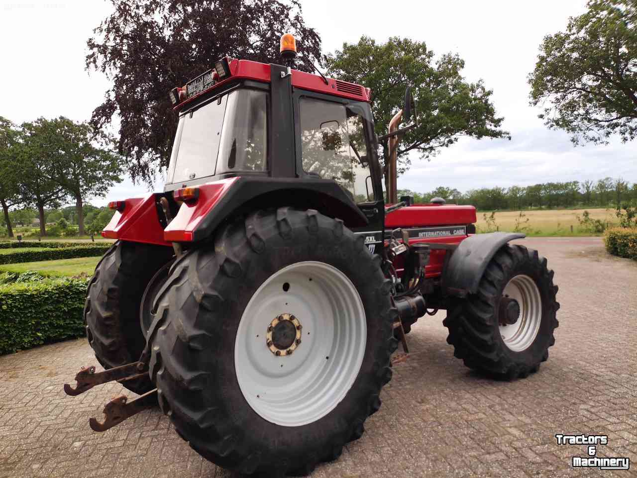 Tracteur  1455xl 8700 uur