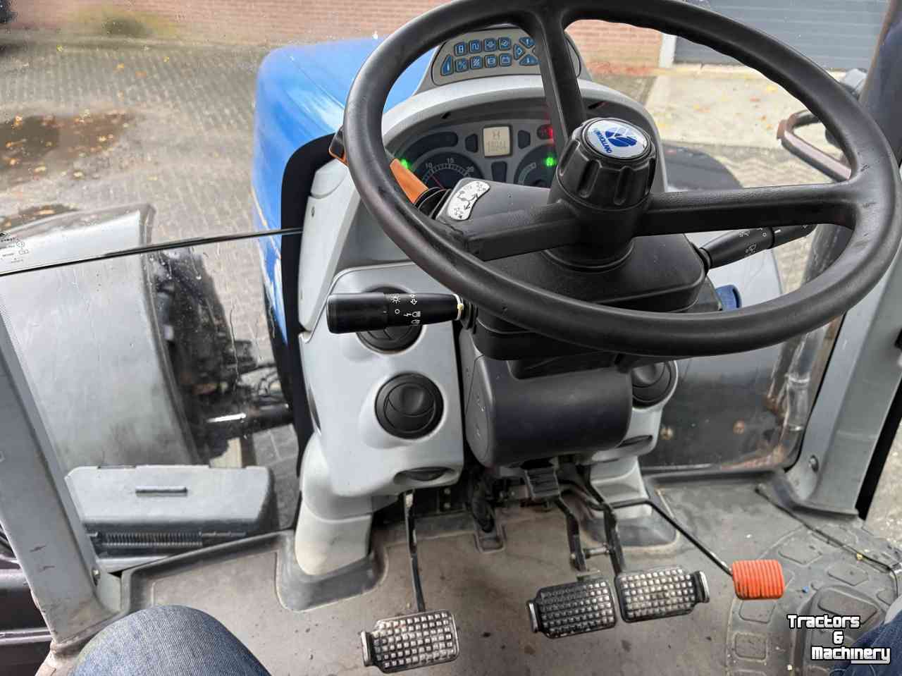Tracteur New Holland T7060 autocommand