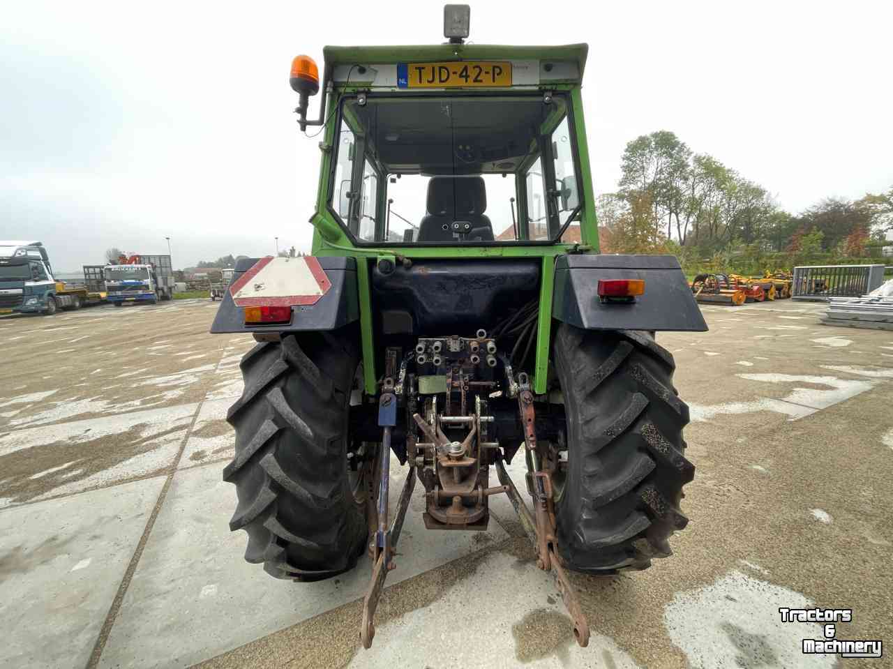 Tracteurs Deutz-Fahr D 7807C Allrad
