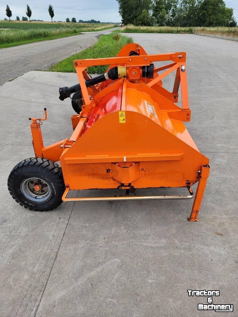 Broyeur de fanes Struik L4LKFA75