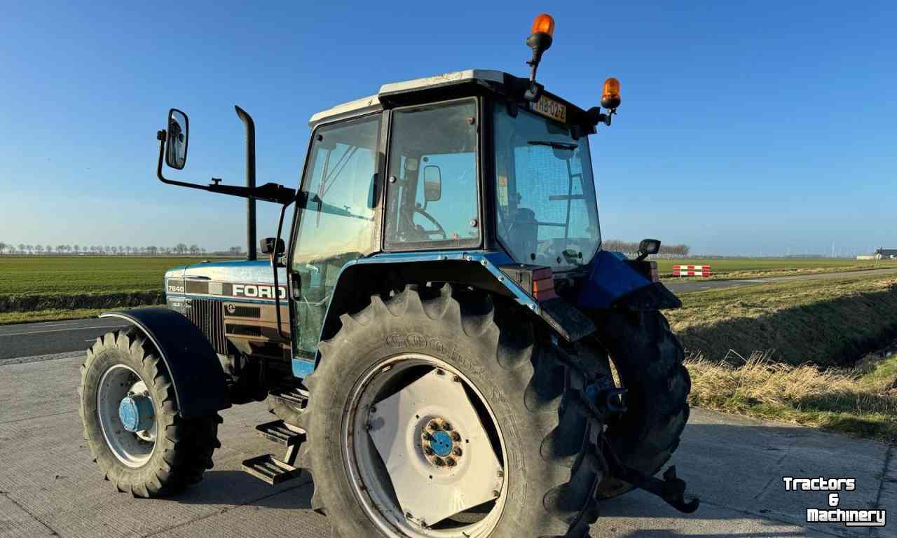 Tracteurs Ford 7840 SLE Powerstar Tractor