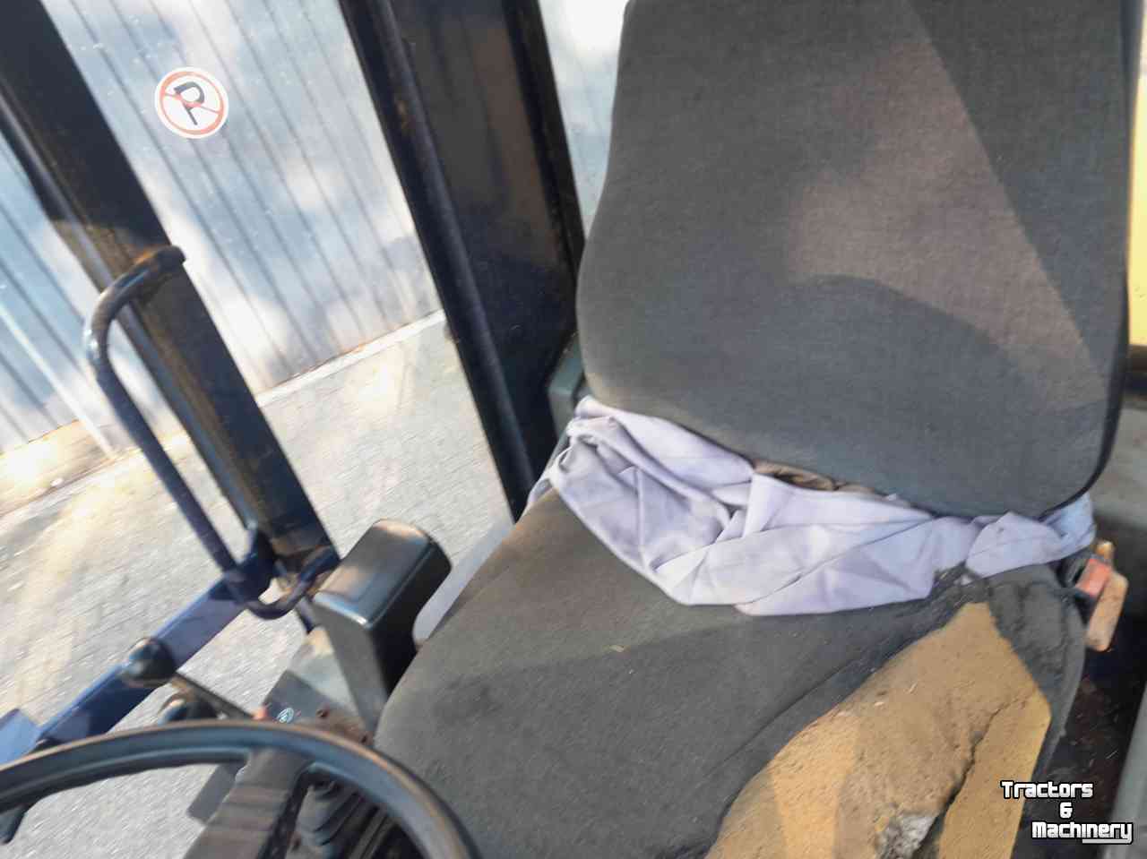 Chargeuse sur pneus Hanomag 15F