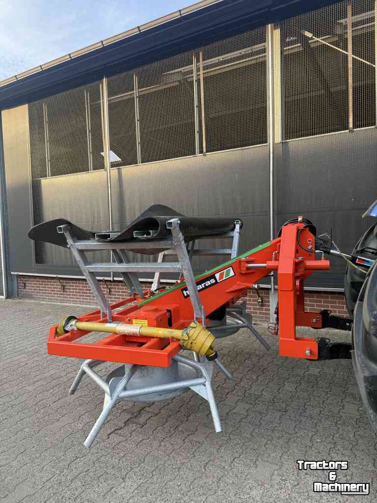 Eparpilleur de fourrage Holaras Jumbo Hk
