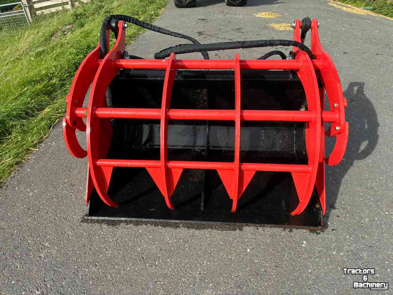 Bennes preneuse Boxer Pelikaanbak 1.20 overjarig ! Giant aanspan