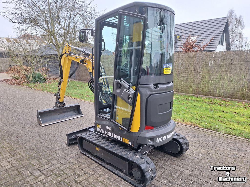 Mini pelleteuse New Holland E19D