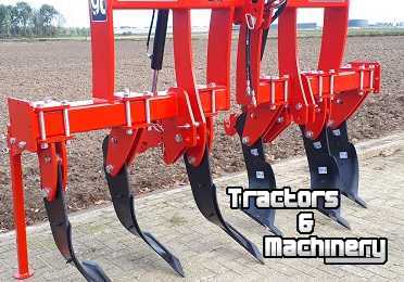 Décompacteur ADV Technik Voorzetwoeler vomumatra met stand. hydr. hef