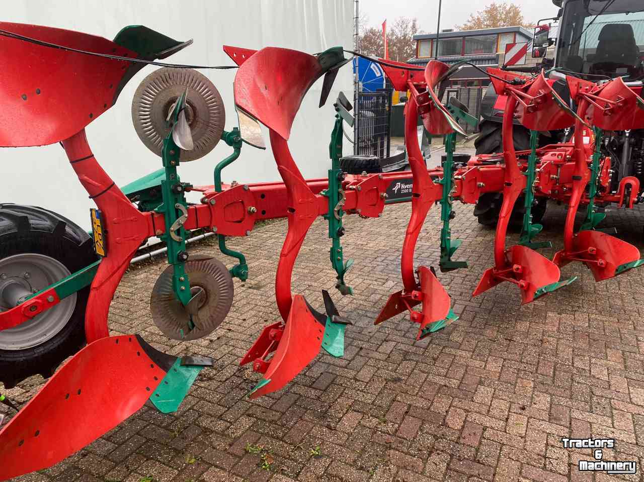 Charrues Kverneland 2500S i-Plough ploeg met nieuwe slijtdelen!