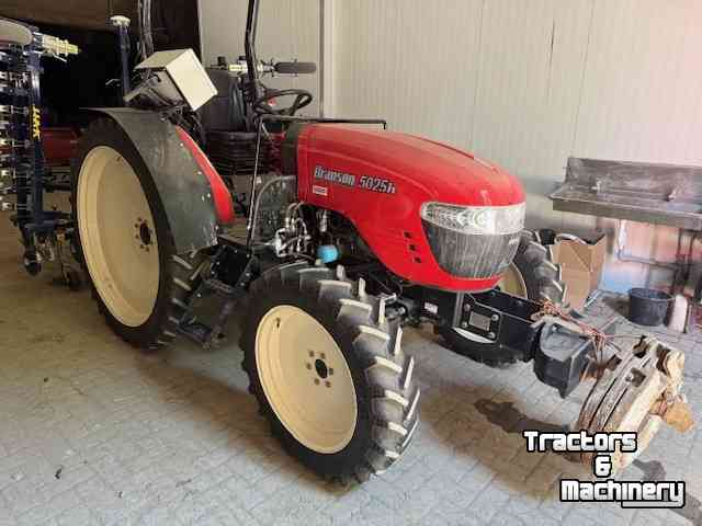 Tracteur Branson 5025H Schoffeltrekker