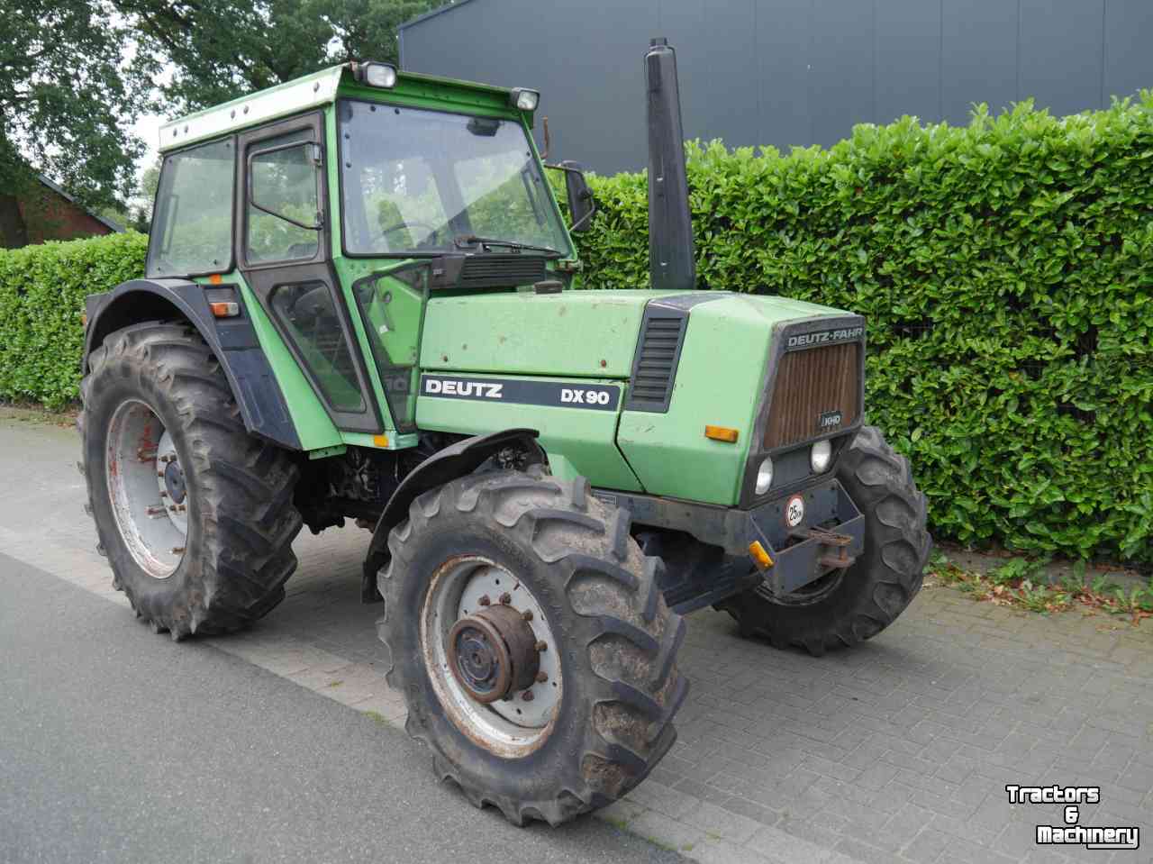 Tracteur Deutz-Fahr DX 90 4WD