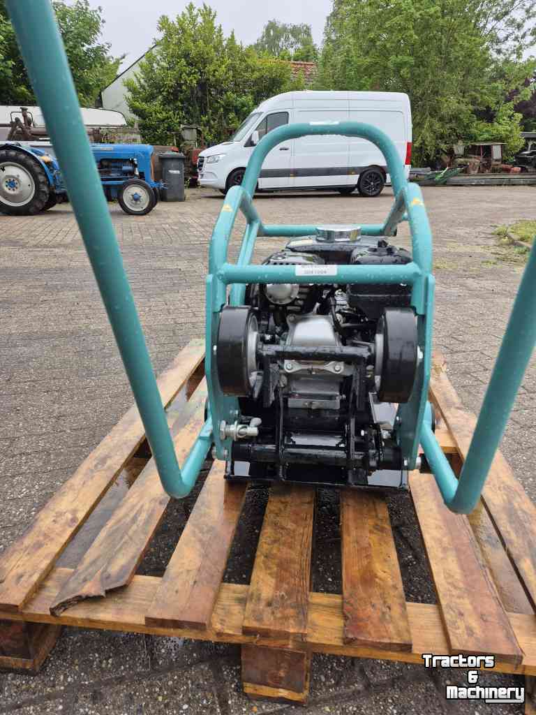 Plaques vibrantes Ammann apf 15/40 demo