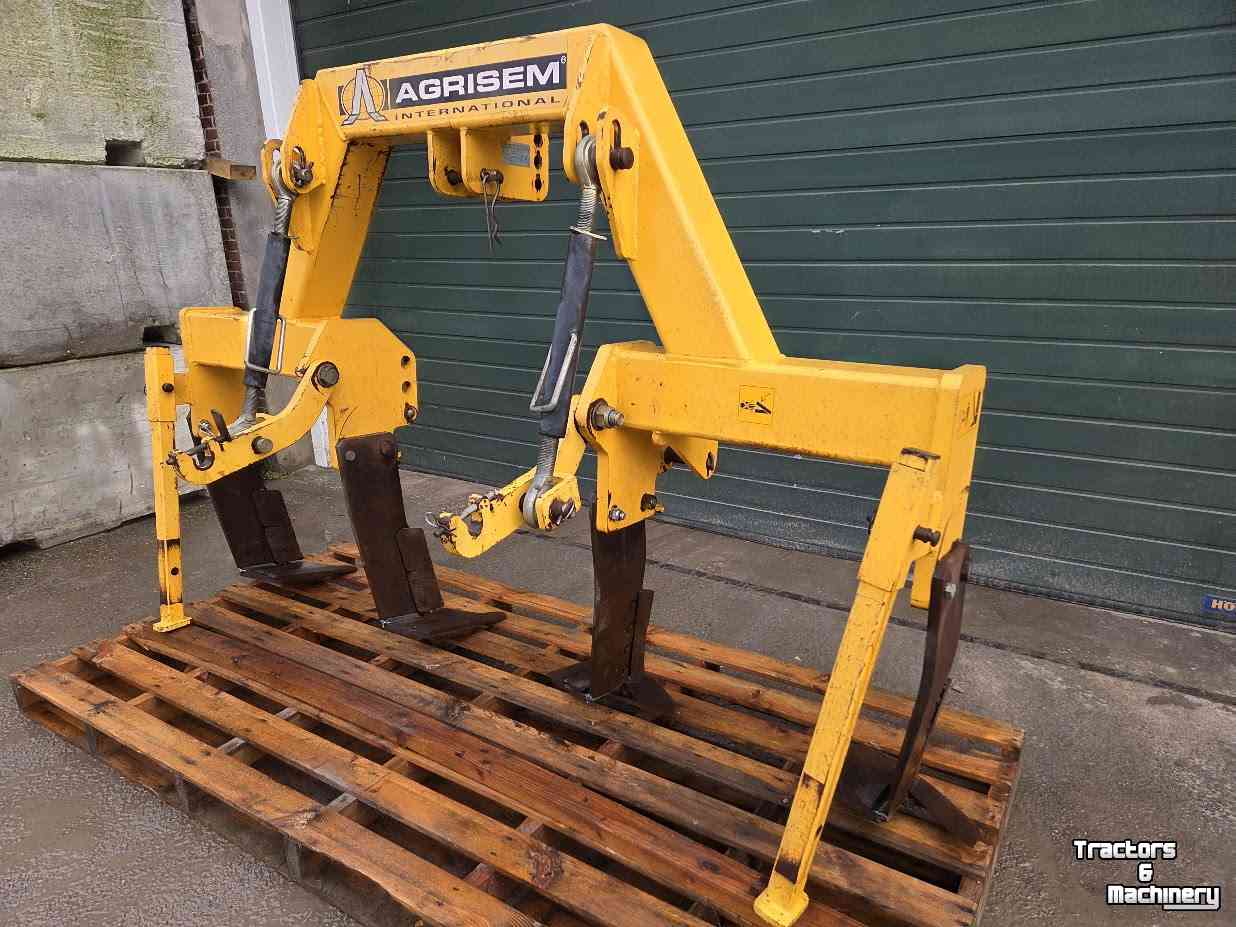 Décompacteur  Agrisem Combiplow 31 Voorzetwoeler