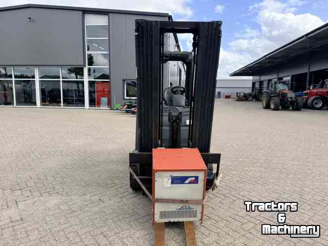 Chariot élévateur Linde E30L