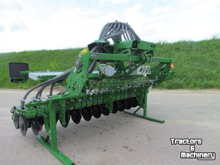 Semoir Amazone Avant 3002 Aanbouwzaaimachine