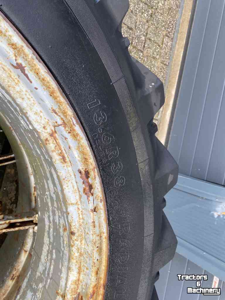 Roues, Pneus, Jantes, Barillets Jumelage Kleber Dubbellucht 13.6R38