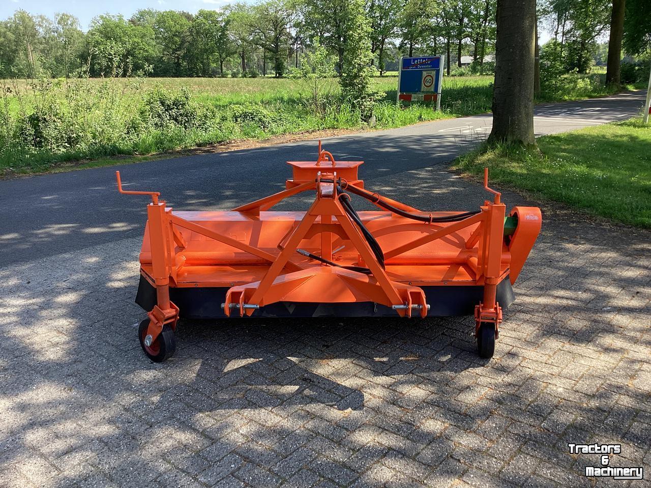 Balayeur Holaras H220VFR
