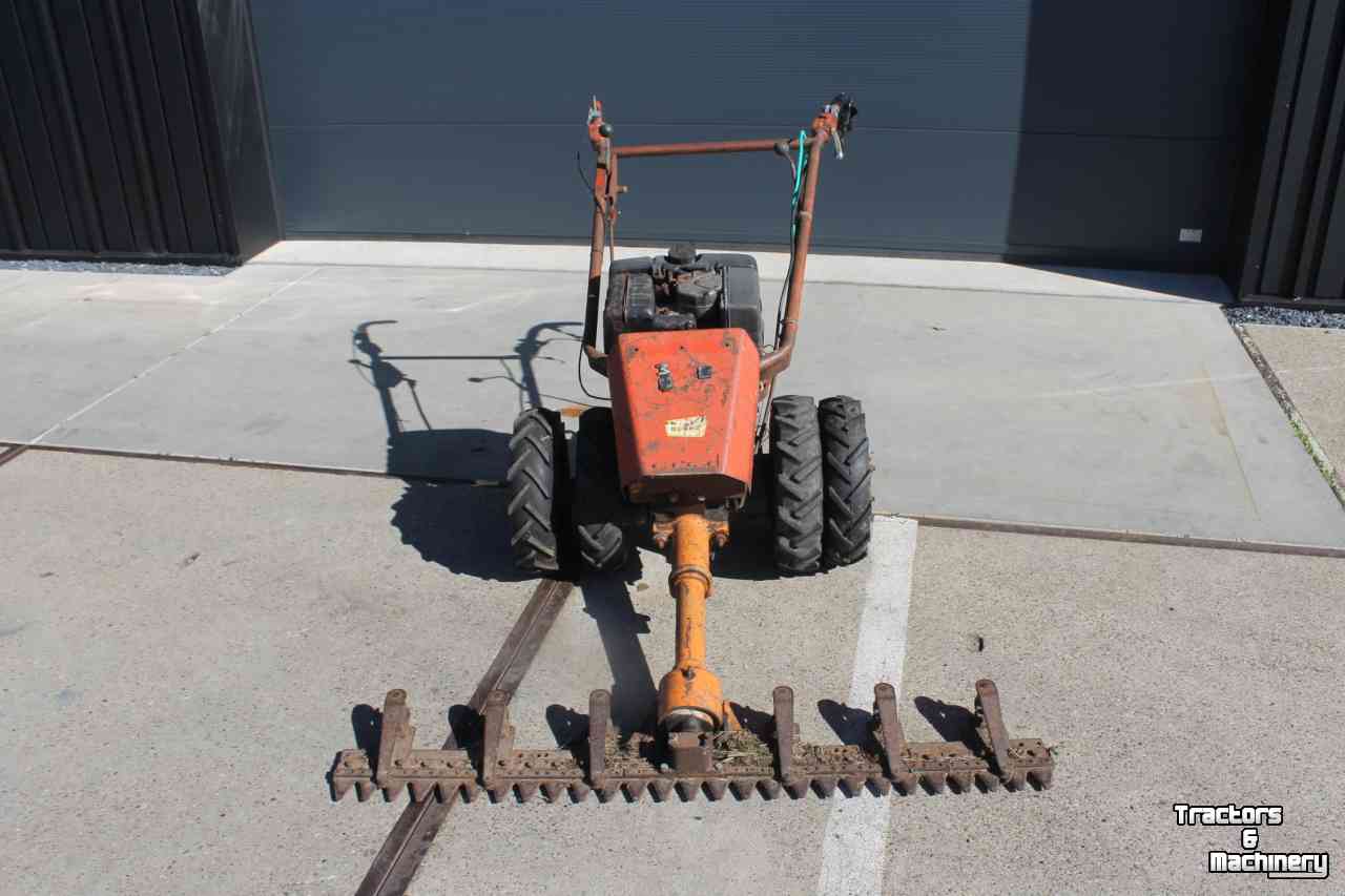 Motoculteur Bucher M300 2-wielige trekker 2-wieler tractor met maaibalk