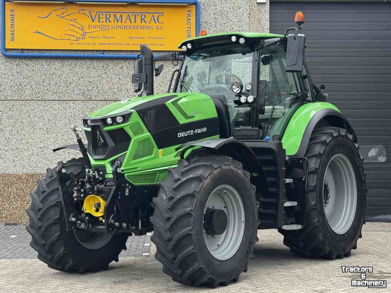 Tracteur Deutz-Fahr Agrotron 6210 TTV vario Stage V Fronthef+pto Lucht Hydr rem GPS 1382u