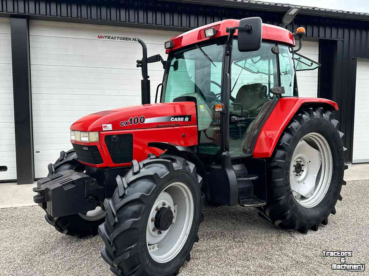 Tracteur Case CX100