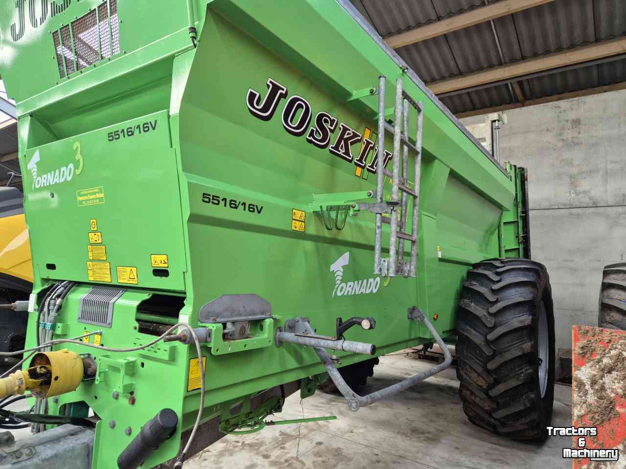 Epandeur de fumier Joskin Tornado 5516/16V