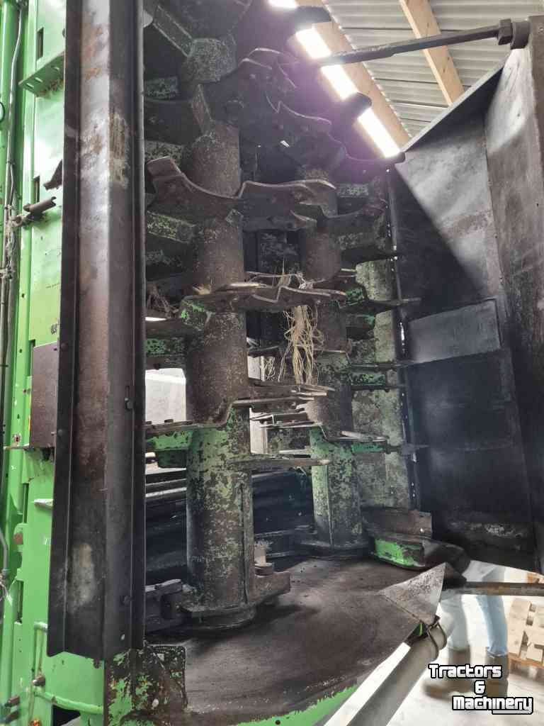 Epandeur de fumier Joskin Tornado 5516/16V