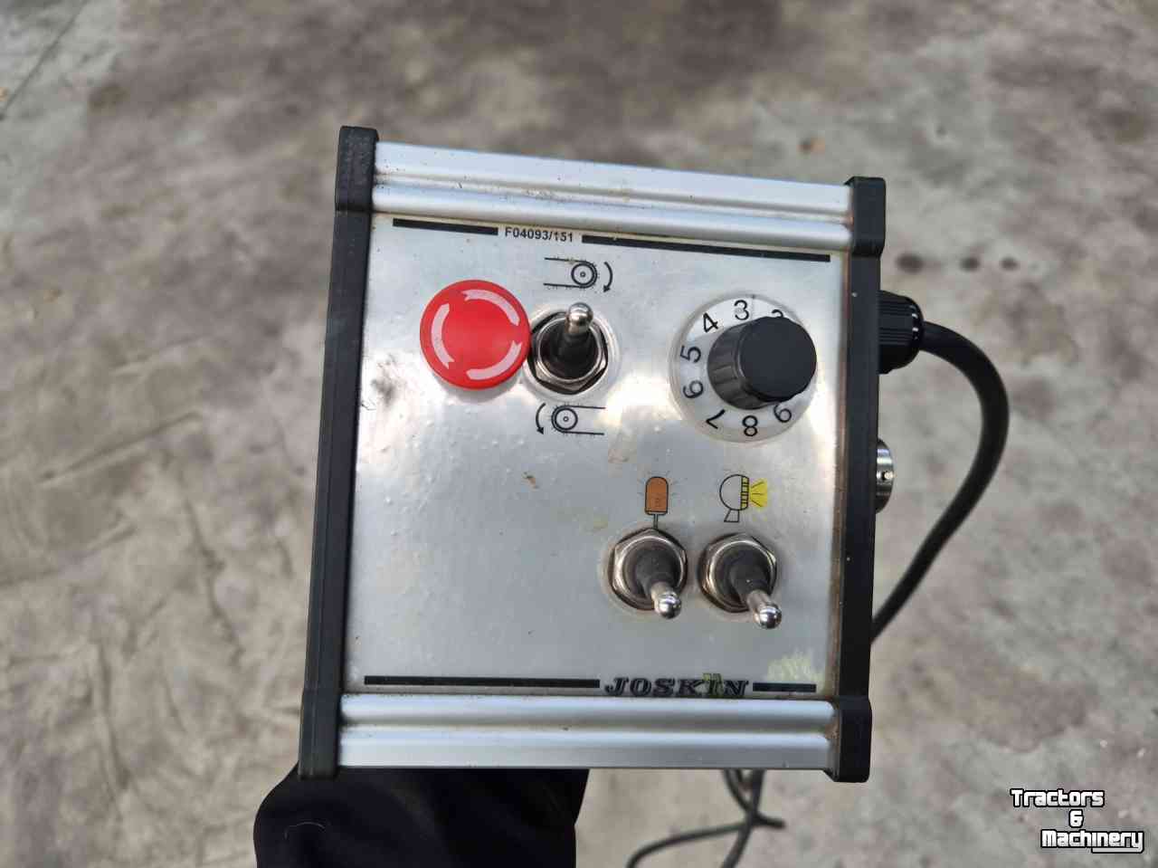 Epandeur de fumier Joskin Tornado 5516/16V