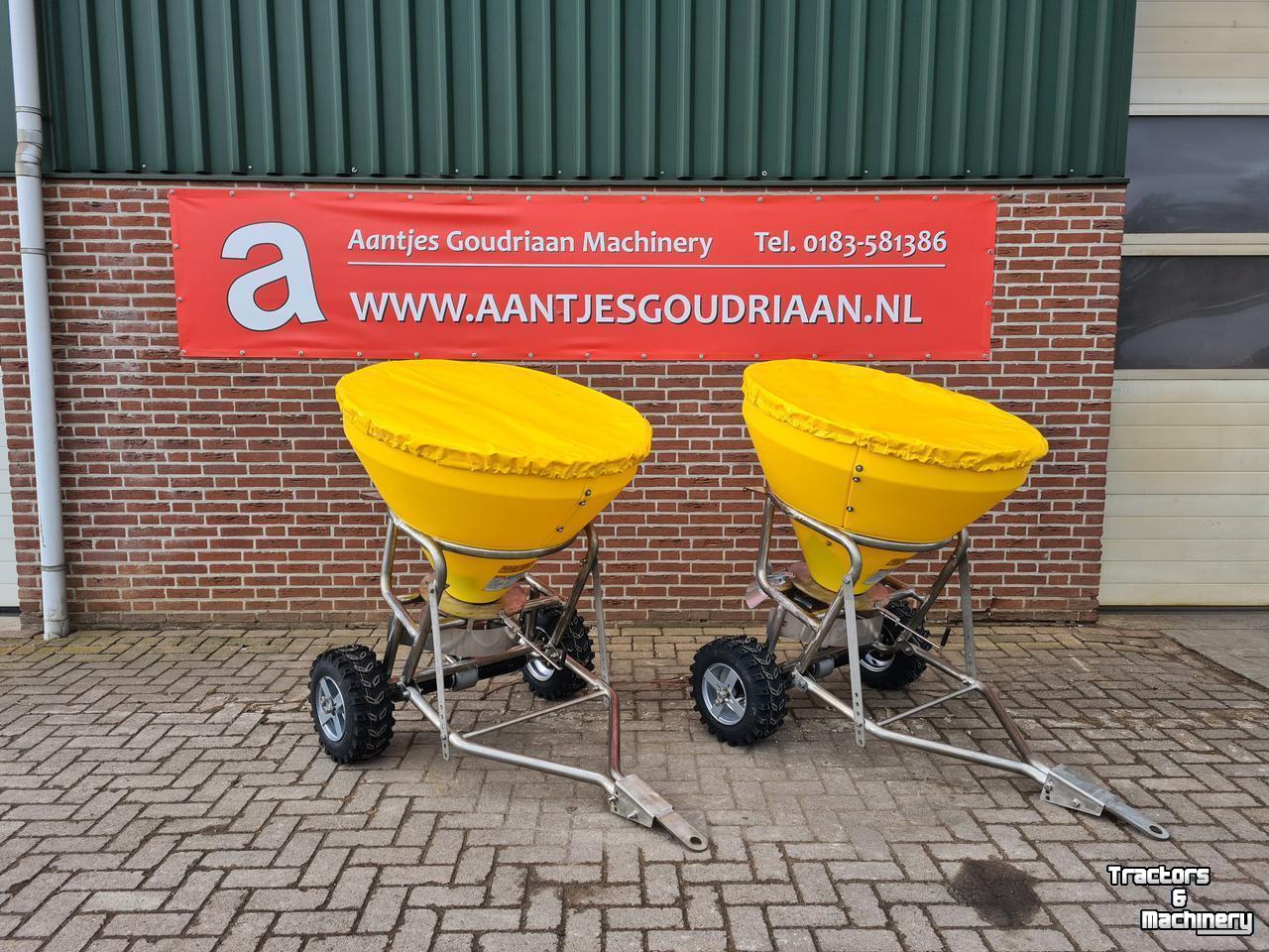 Autres matériel et accessoires de nettoyage et de balayage Cemo Zoutstrooier SW 300 met PE-bak