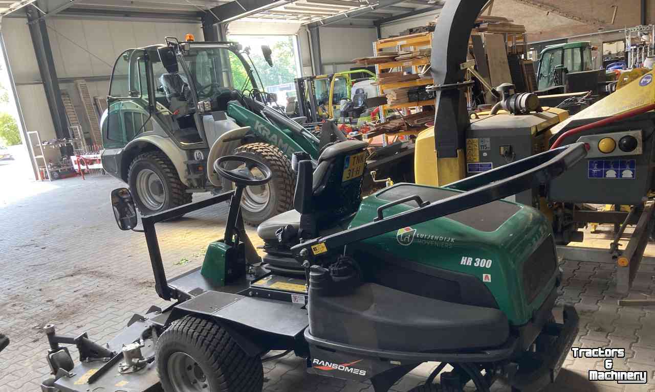 Faucheuse automotrice Ransomes HR 300 Zitmaaier