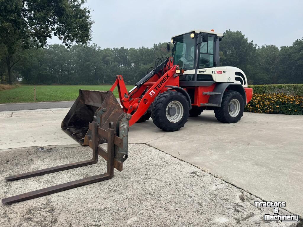 Chargeuse sur pneus Terex TL120