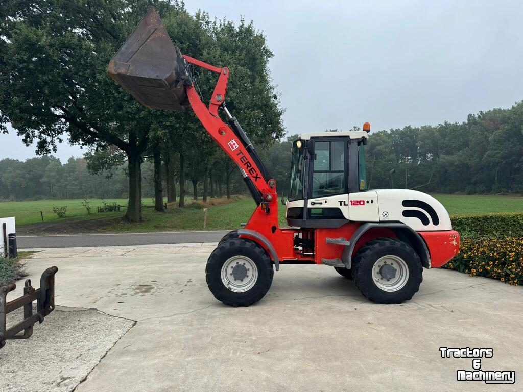 Chargeuse sur pneus Terex TL120