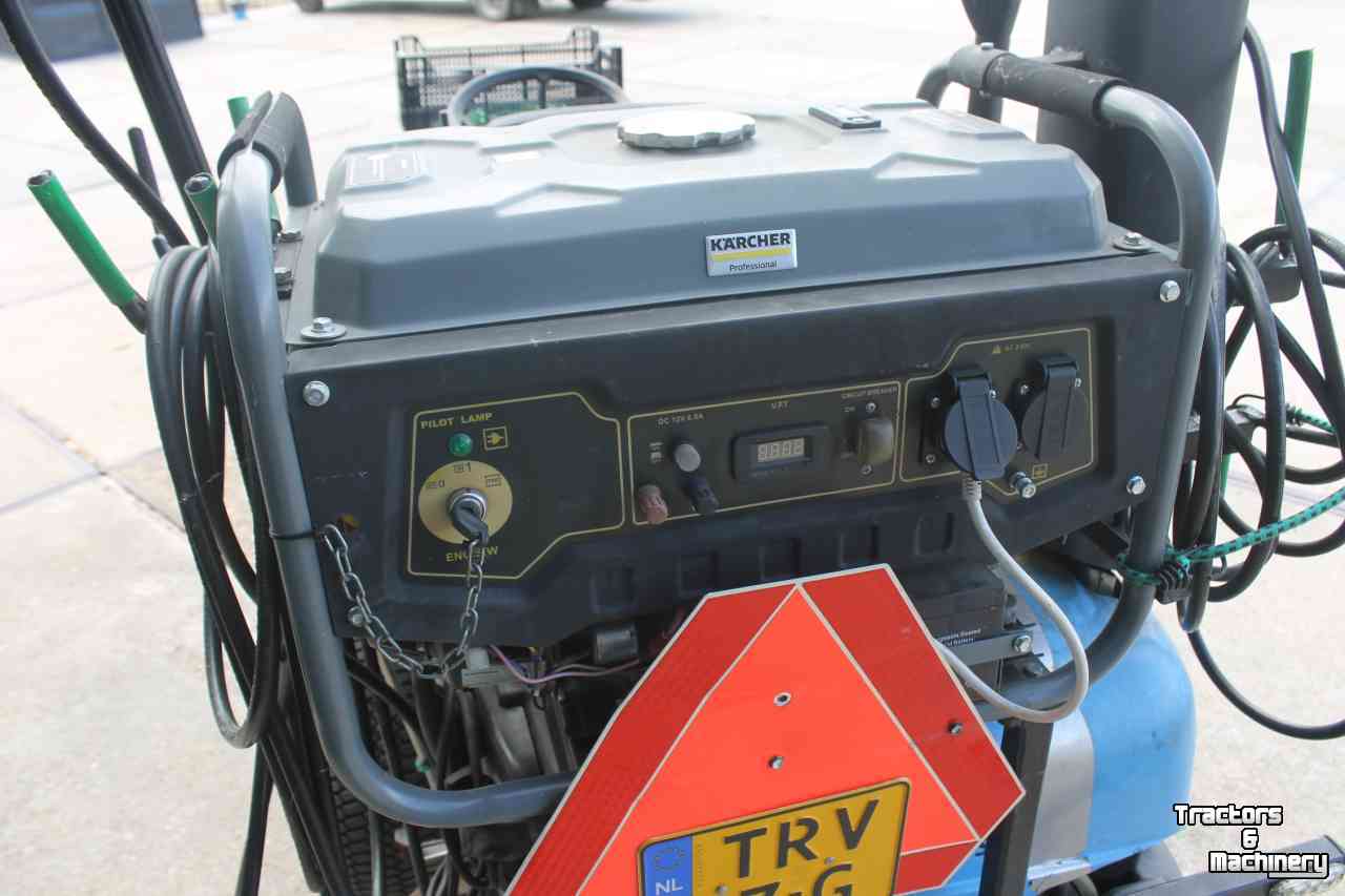 Tracteur pour horticulture Iseki SXG216H diesel hydrostaat minitrekker met Weedmaster onkruidkoker heetwatermachine