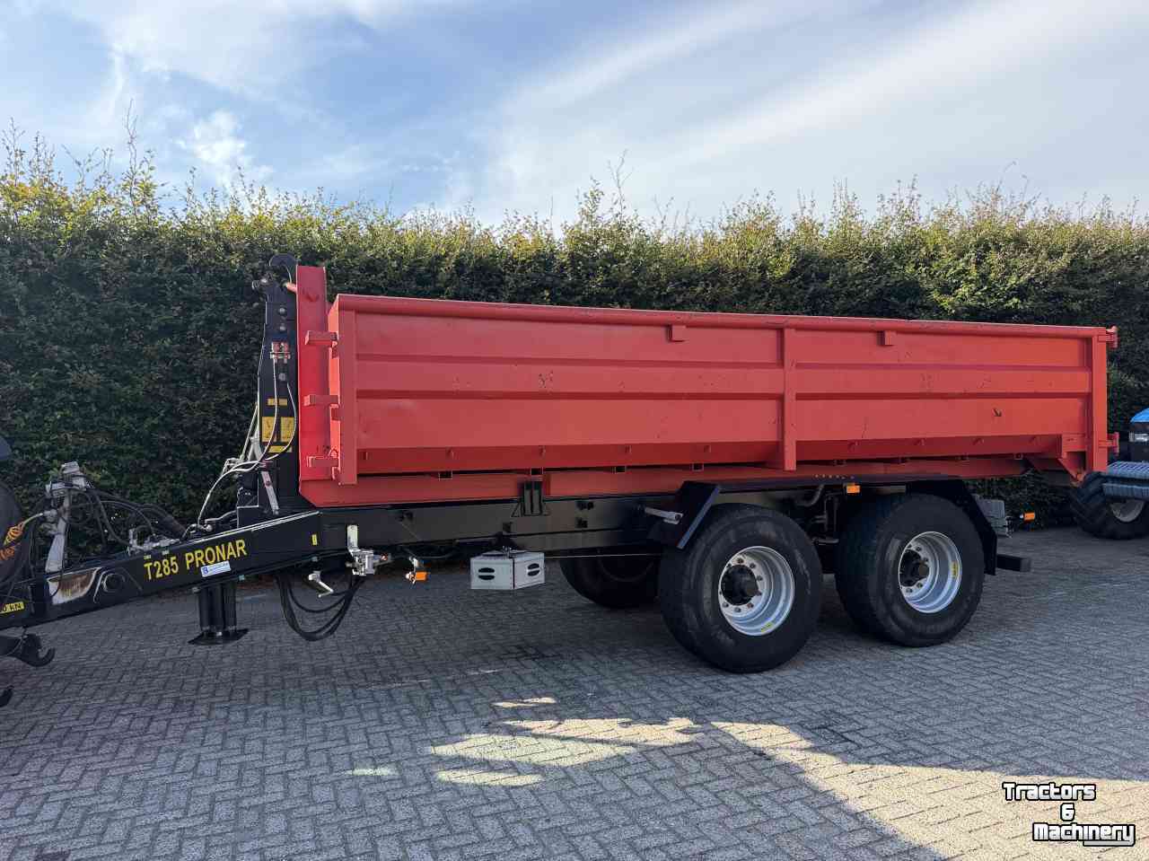Système leve conteneur à bras Pronar T285