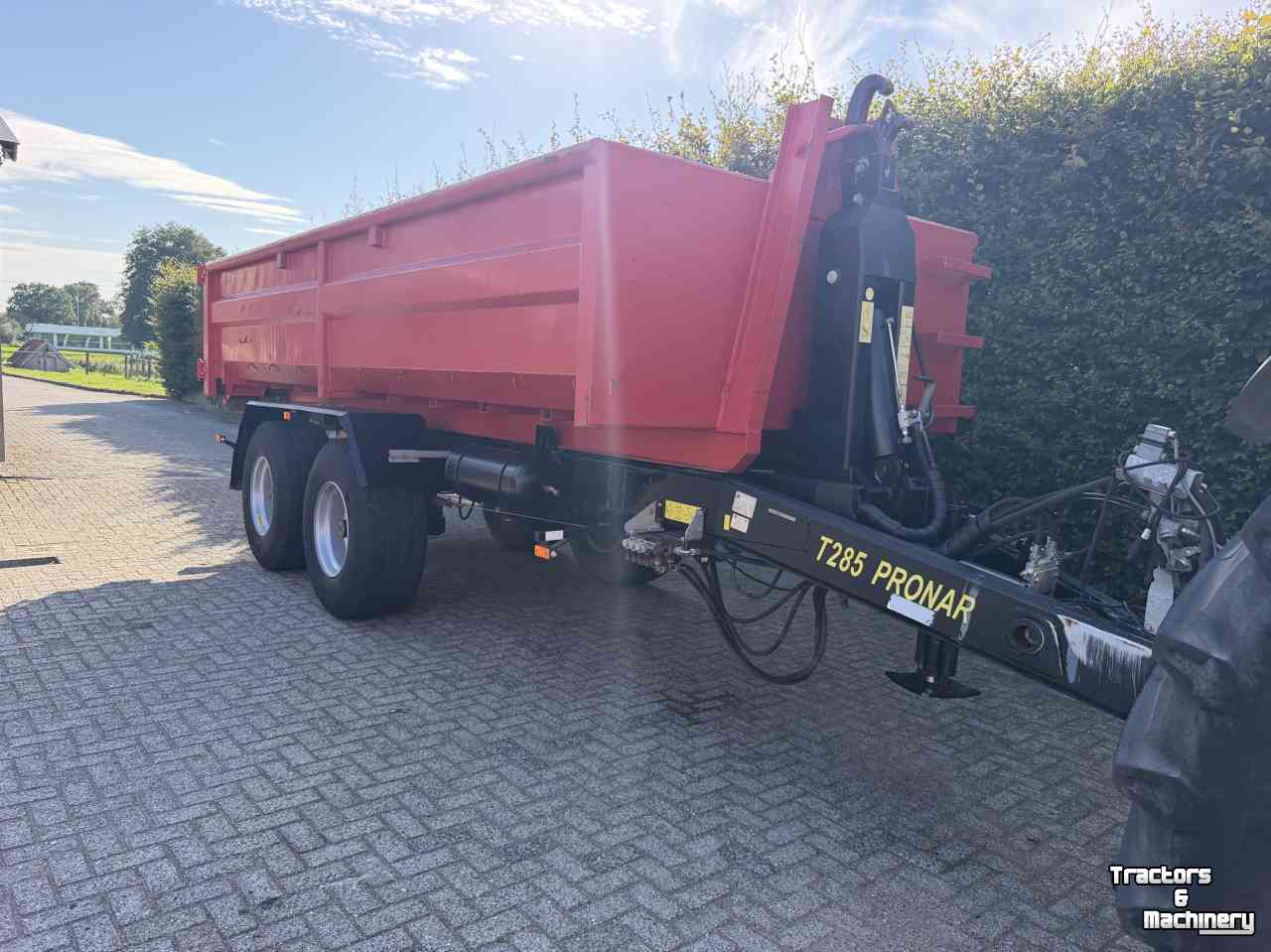 Système leve conteneur à bras Pronar T285