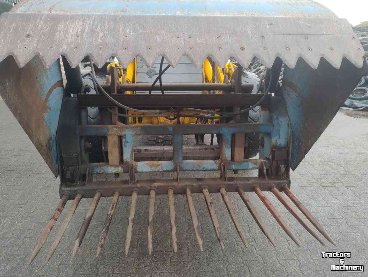 Désileuse à griffe AP Kuilhapper Volvo 180 cm