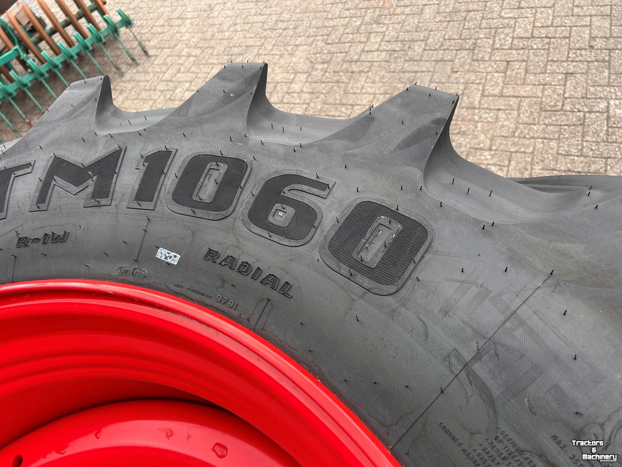 Roues, Pneus, Jantes, Barillets Jumelage Trelleborg Trelleborg VF 710/60R42 + 600/60R30