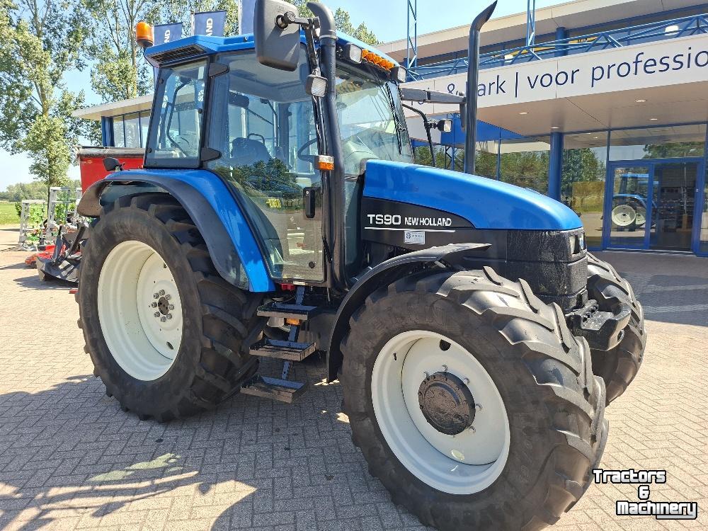 Tracteur New Holland TS90