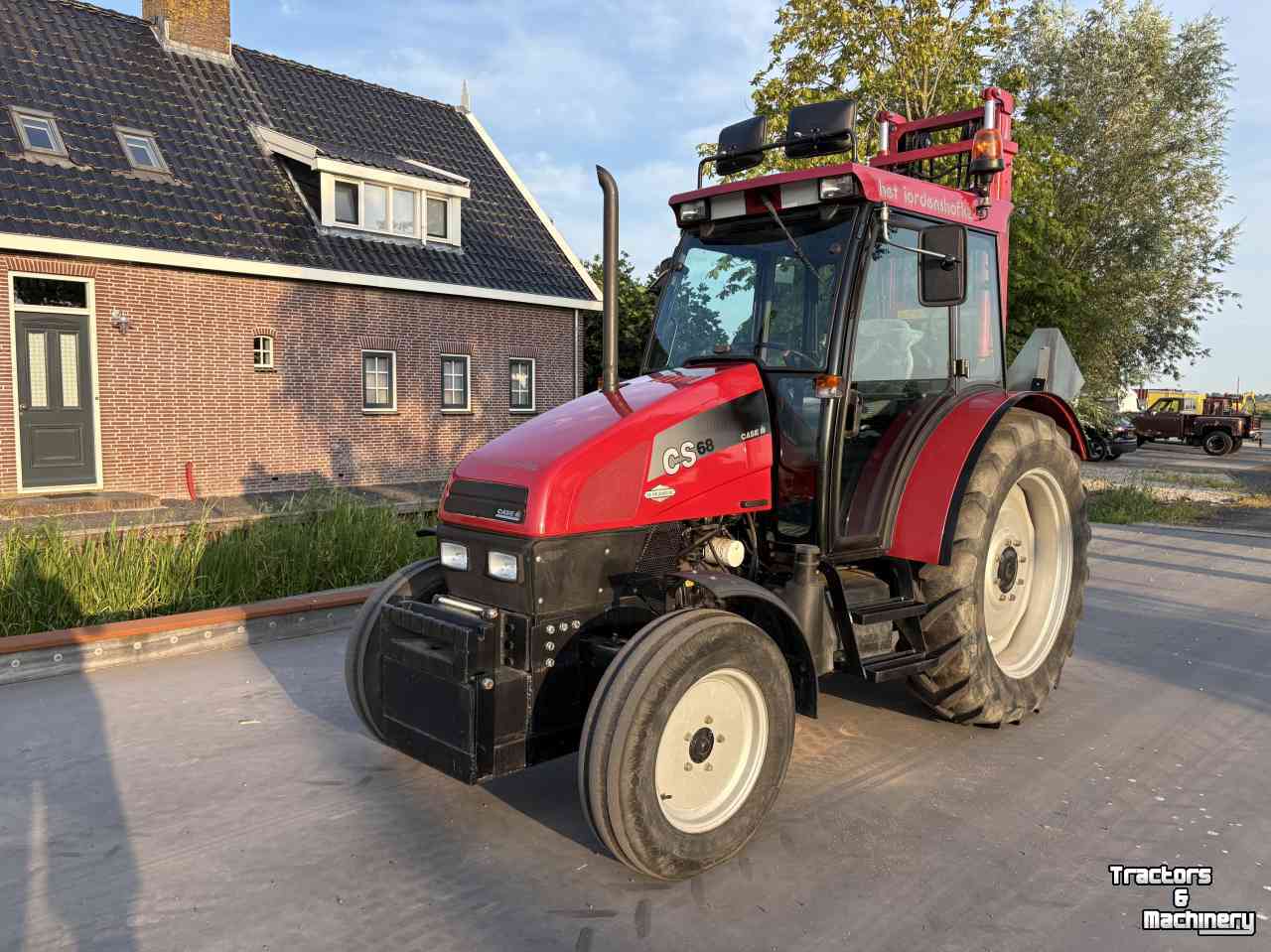 Tracteur Case-IH CS68