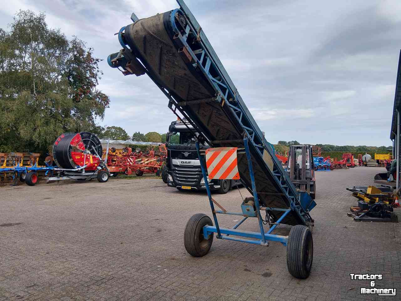 Convoyeur  Apollo Transportband 6 meter lang Hydr. en Elek.