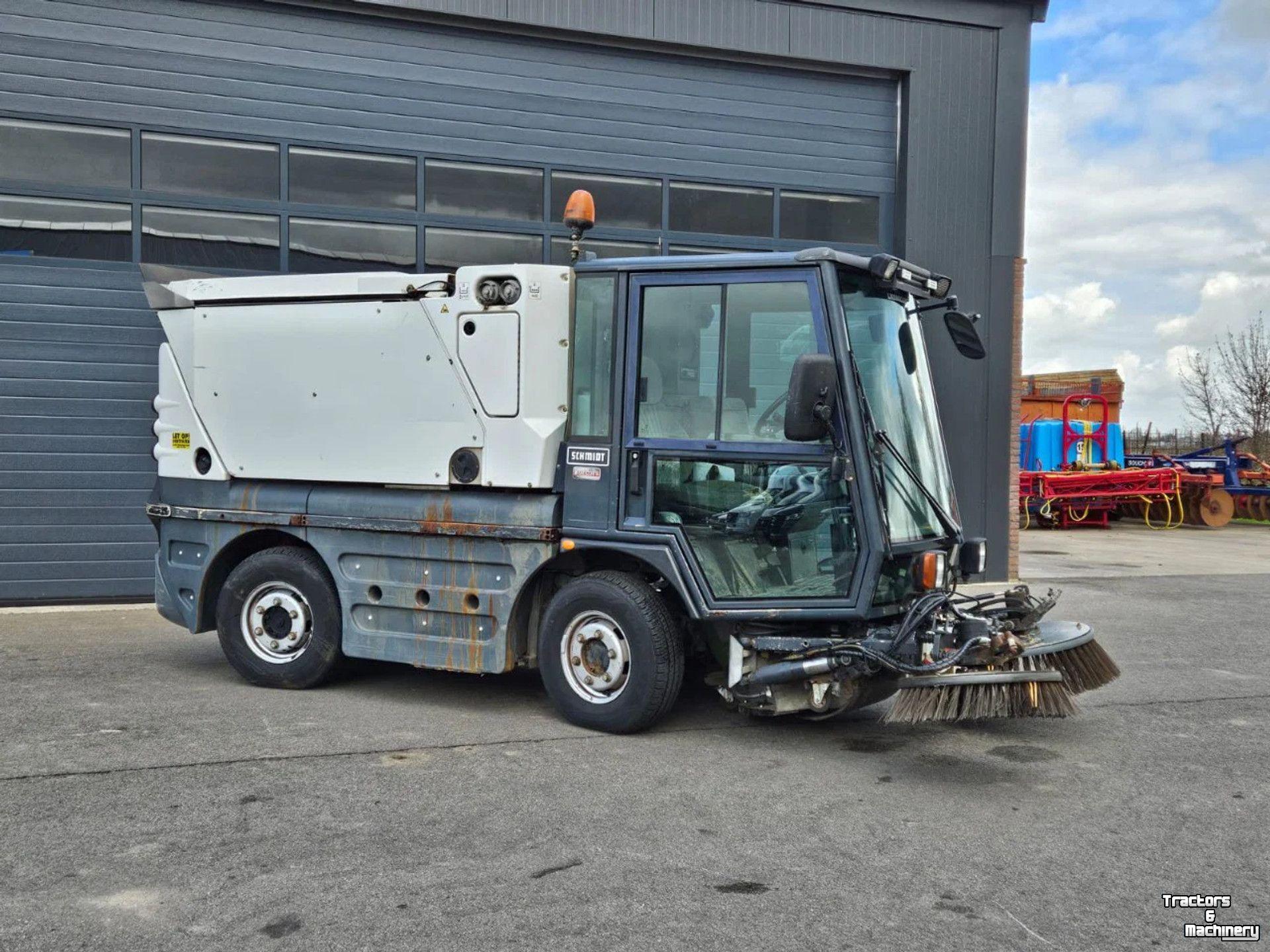 Balayeur Schmidt COMPACT 200 Swingo 200