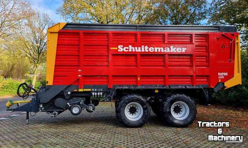 Autochargeuse Schuitemaker Rapide 6600W Opraapwagen Silagewagen