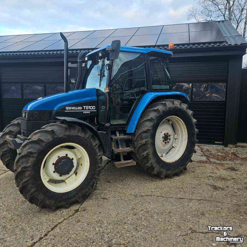 Tracteur New Holland TS100
